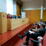Una mesa redonda aborda la transformación de las universidades desde la Transición
